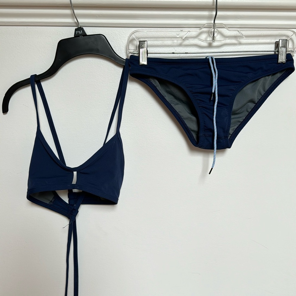 Jolyn bikini